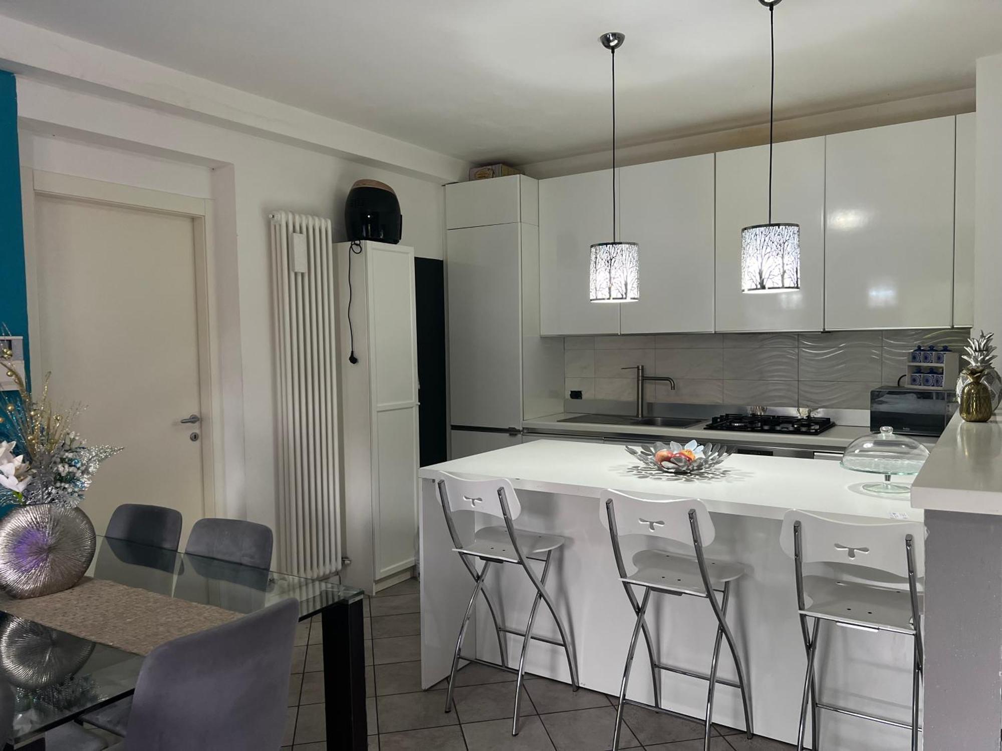 B&B Resilienza - Camera Privata Con Bagno Lecco Ngoại thất bức ảnh